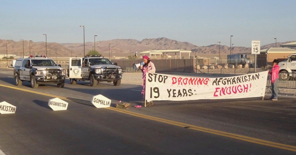 Peace Groups Blockade Creech Air Force Base to Protest 'Illegal and Inhumane Remote Killing' by US Drones | Common Dreams News