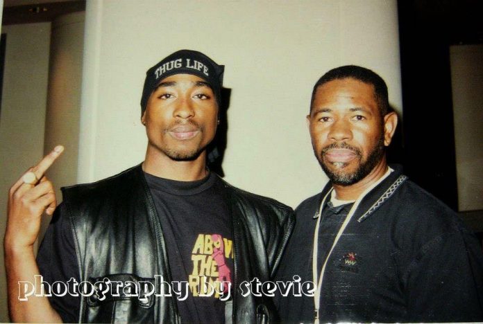 Tupac and his manager, Watani Tyehimba (Rare Photo)