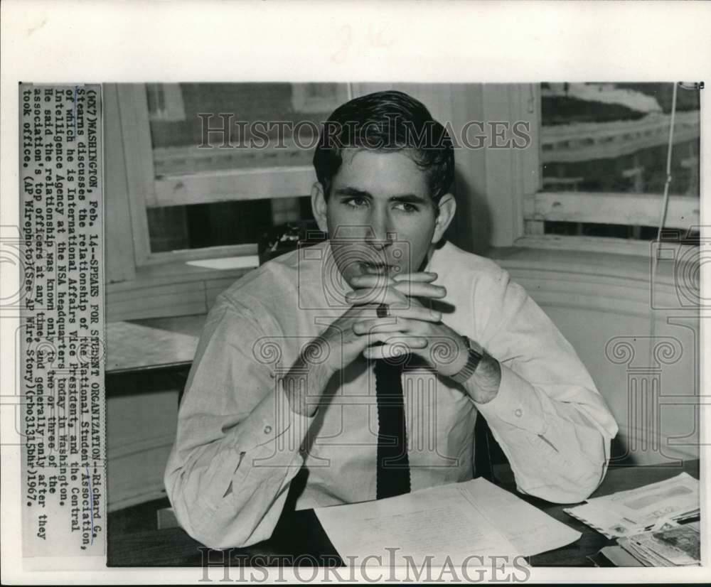 Image 1 - 1967 Press Photo Richard Stearns speaks at NSA headquarters in Washington
