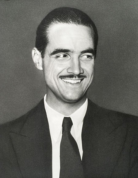 Howard R. Hughes | Howard R. Hughes College of Engineering | University of  Nevada, Las Vegas