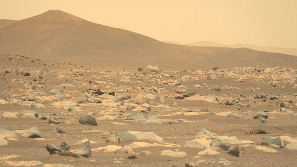 Mars landscape acquired by Nasa's Perseverance rover, using its left Mastcam-Z camera, on 27 March 2021