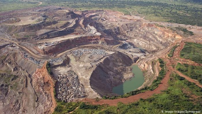 Nationalizing Zambia′s copper mines | Africa | DW | 12.03.2021