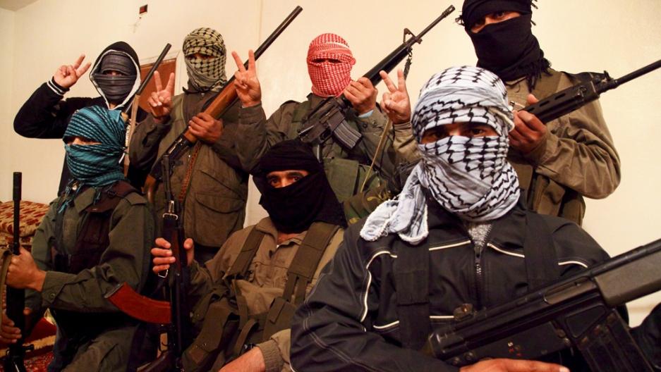 A group of people wearing costumes

Description automatically generated with low confidence