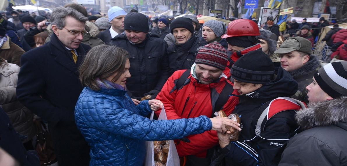 Nuland's biscuits again: Maidan midwife's plan for US policy on Russia is  dumb, delusional and dangerous — RT Op-ed