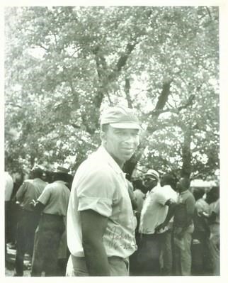 A person wearing a hat
Description automatically generated with low confidence