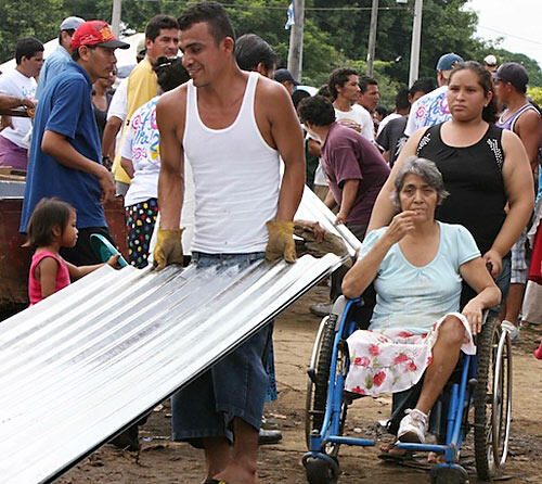 Plan Techo alegra la vida de familias del Distrito Uno de Managua - LVDS