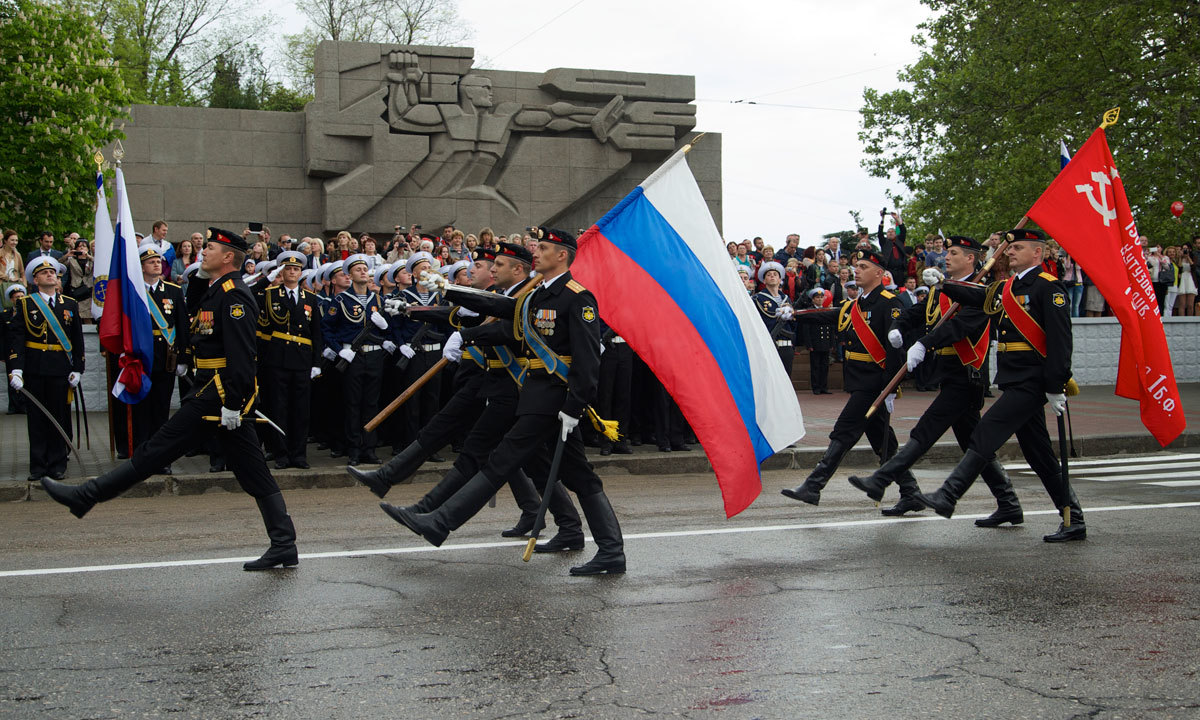 Russia marks Victory Day - Multimedia - DAWN.COM