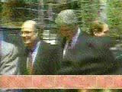 Bill Clinton cries for the camera - YouTube