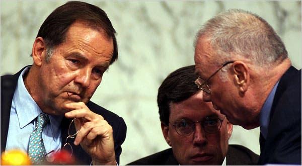 Philip D. Zelikow, center, executive director of the 9/11 Commission, with Thomas H. Kean, left, and Lee Hamilton, in 2004.