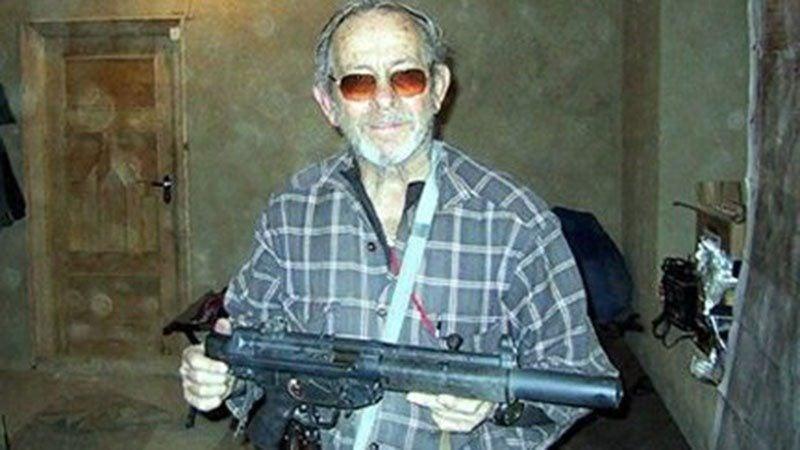 A picture containing person
Description automatically generated