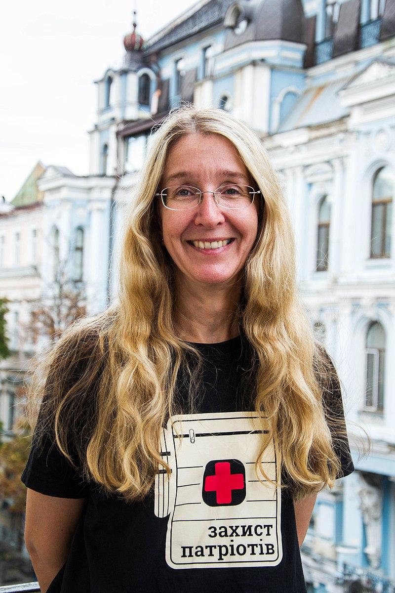 A picture containing person, outdoor

Description automatically generated