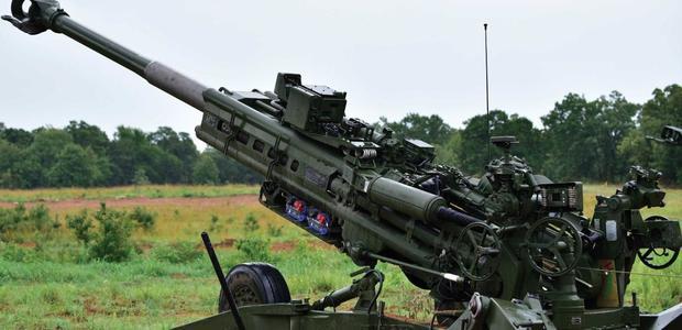 A military tank in a field

Description automatically generated with low confidence