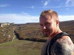 A picture containing person, outdoor
Description automatically generated