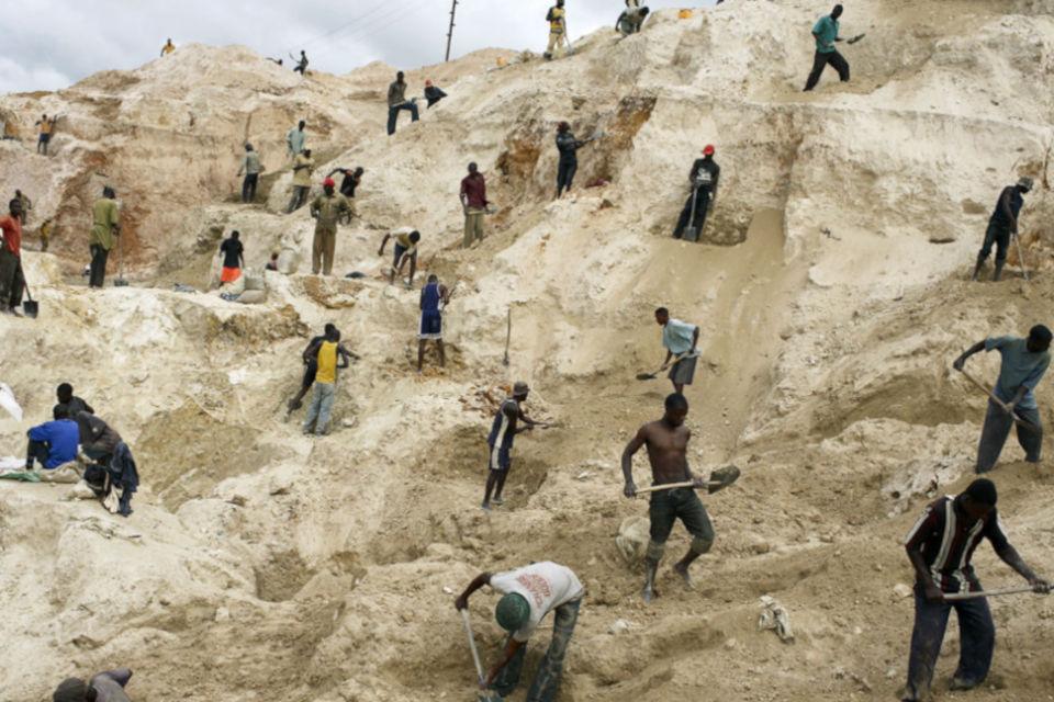 A group of people climbing a mountain

Description automatically generated with low confidence