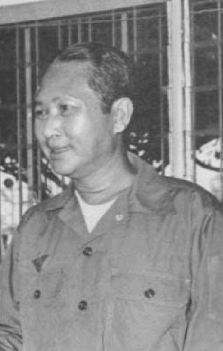 Lon Nol - Wikipedia