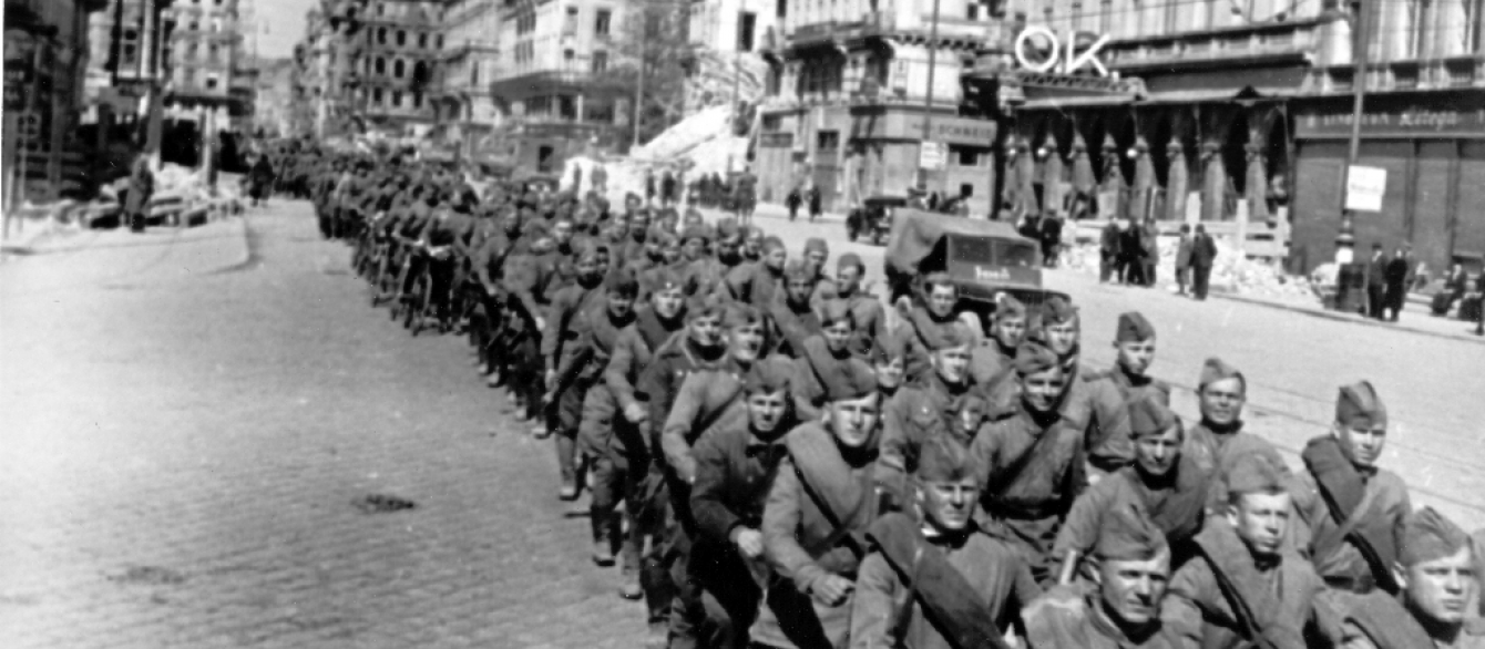 Soviet troops outside the Russian Embassy in Vienna