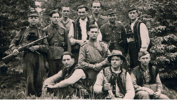 How Pre-WW II Ukrainian Fascists Pioneered Brutal Terror Techniques; Later Improved By CIA, Now Ironically Taught to Descendants