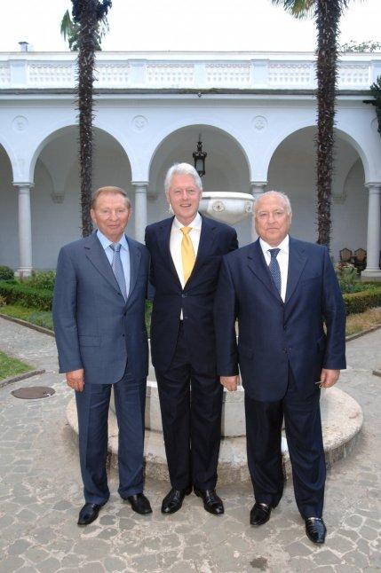 Victor Pinchuk Foundation - Yalta European Strategy: Photogallery