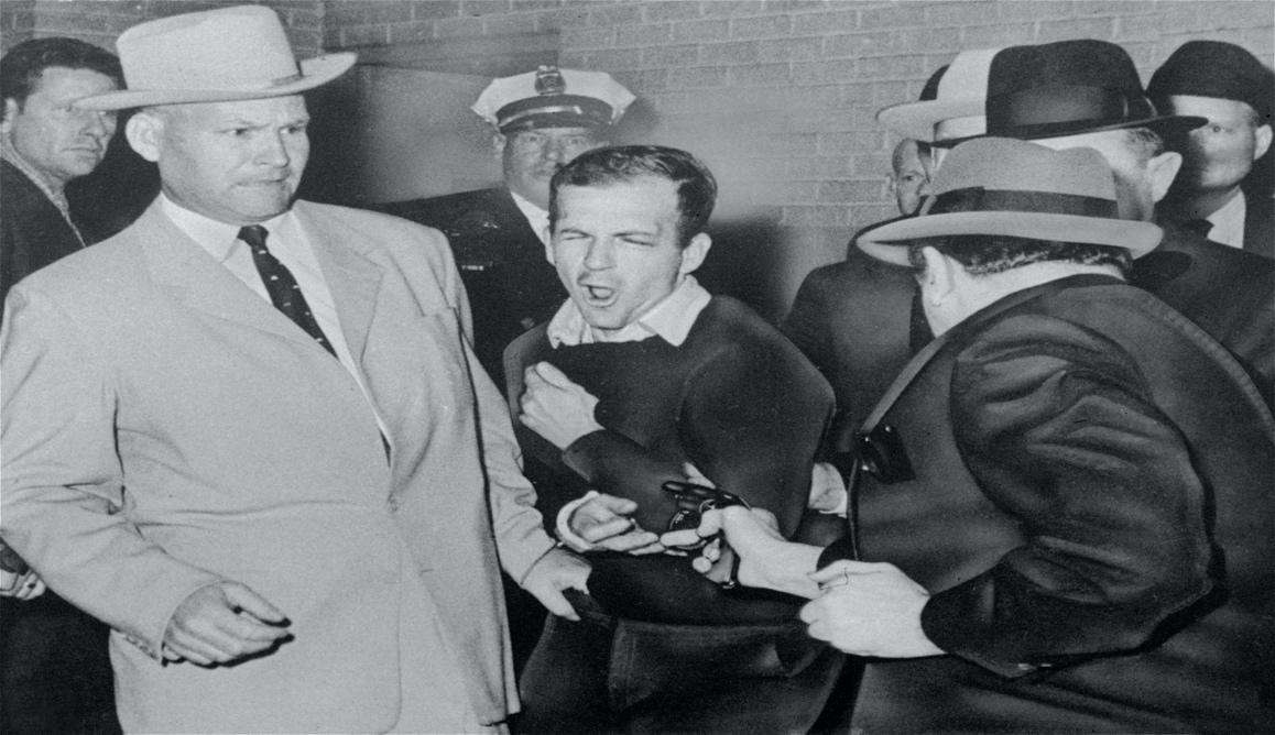 James R. Leavelle, Detective at Lee Harvey Oswald's Side, Dies at 99 - The  New York Times
