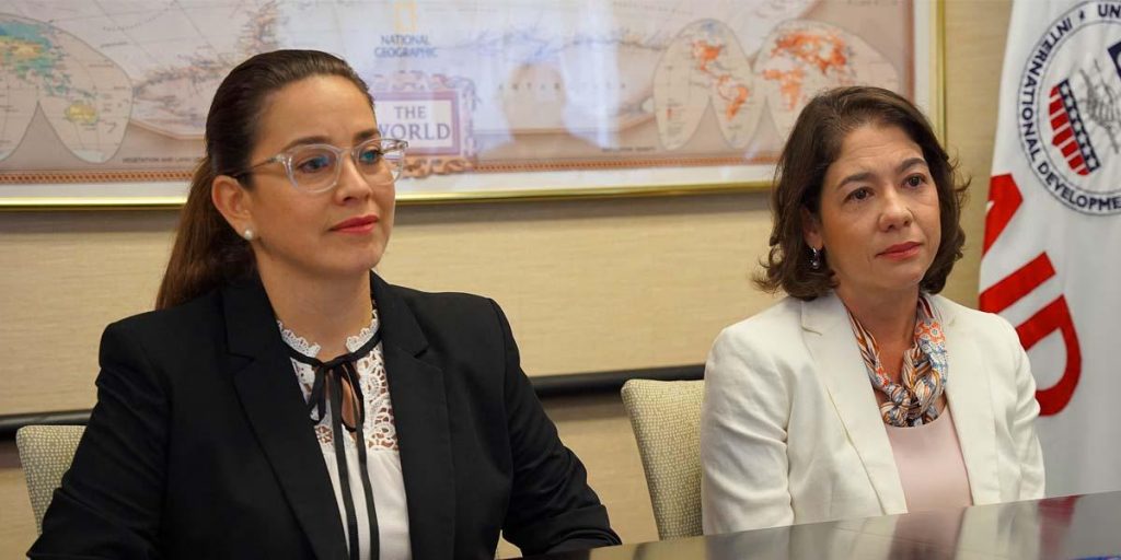 Ministerio Público va contra Berta Valle y Victoria Cárdenas