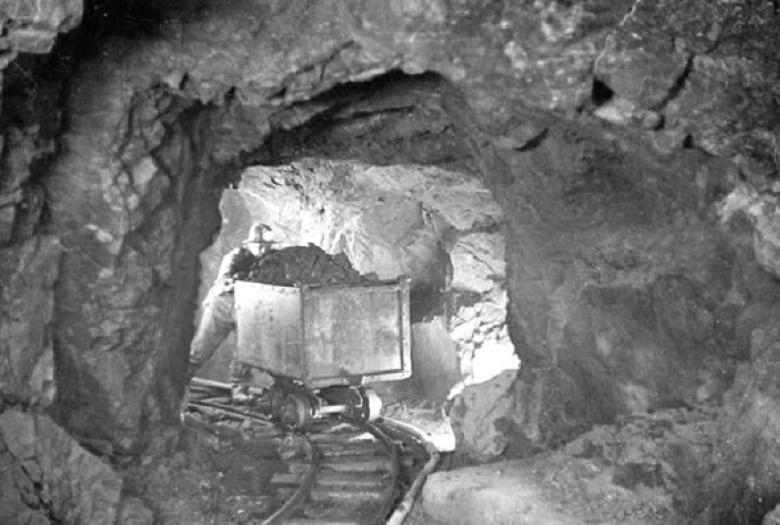 A picture containing rock, nature, stone, old
Description automatically generated