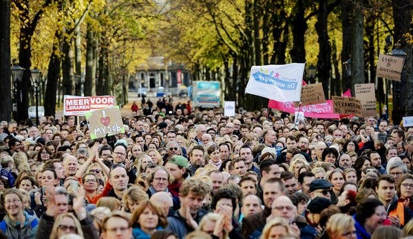 Teachers protesting in November to demand extra structural investment in education. As a fiscal conwervative, Mr. Rutte has been criticized for  squeezing the salaries of nurses, teachers and farmers.