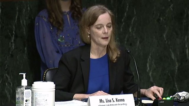 A person speaking at a podium

Description automatically generated with medium confidence