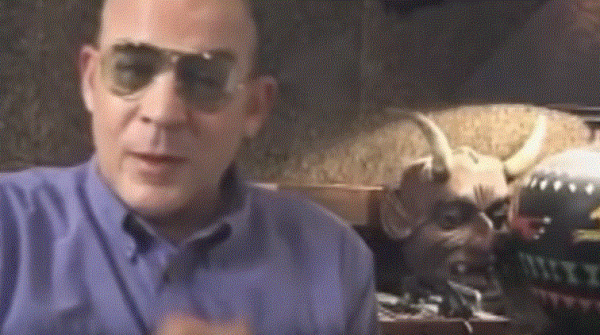 A person wearing sunglasses
Description automatically generated with medium confidence