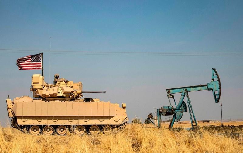 US forces steal 53 tanks loaded with Syrian oil, take them to Iraq