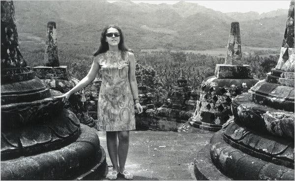 Obama's Young Mother Abroad - The New York Times