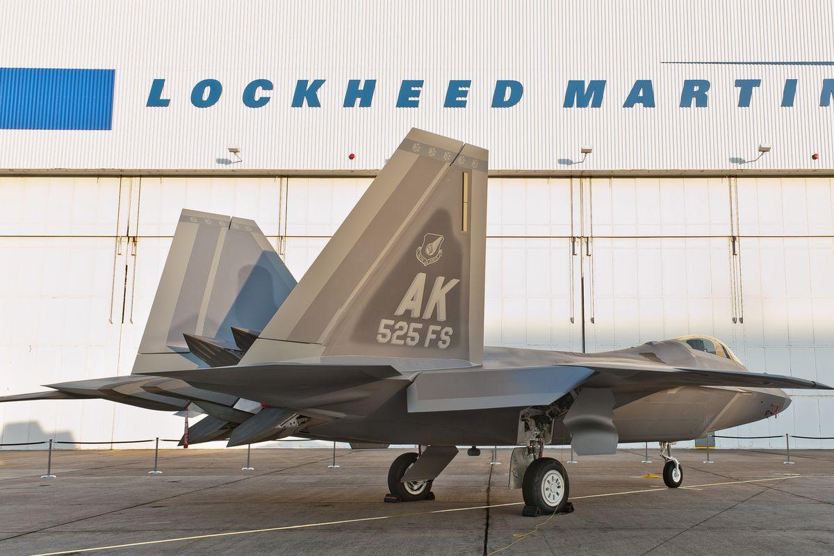 A fighter jet on the runway
Description automatically generated with low confidence