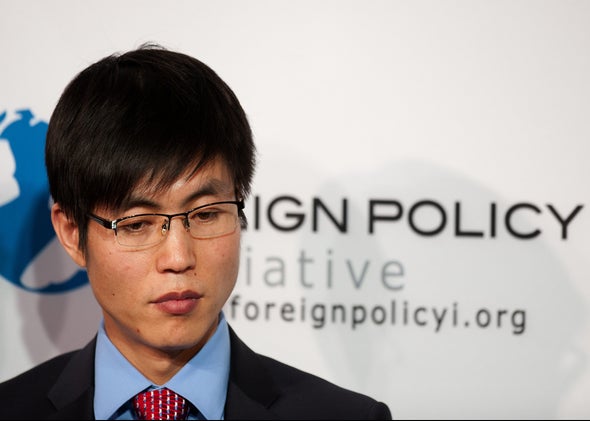A person wearing glasses

Description automatically generated with medium confidence