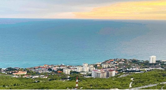 “Zelensky Will Sooner Take Back the Moon than Take Back Crimea,” Says Crimean Resident in a Rebuke to Neo-Conservatives