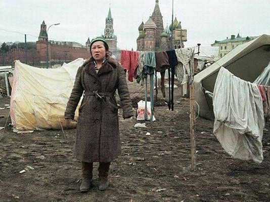 Intellectuals Featured in U.S. Media Present 1990s as Heyday of Russian Democracy: In Reality, Chaos and Desperation Reigned Before Vladimir Putin Became President