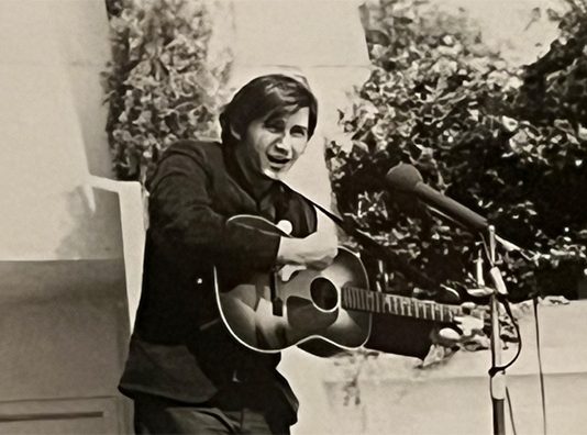 Troubadour of 1960s New Left is Celebrated in New Exhibit At Woody Guthrie Museum