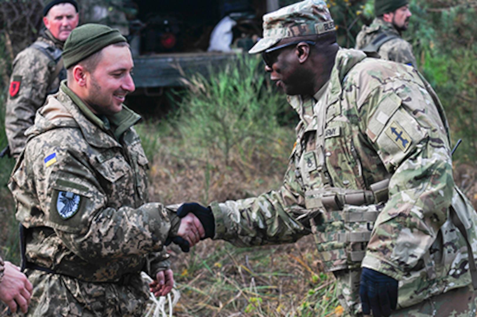 Red Arrow Soldiers in Ukraine for multinational mission > National Guard >  Article View
