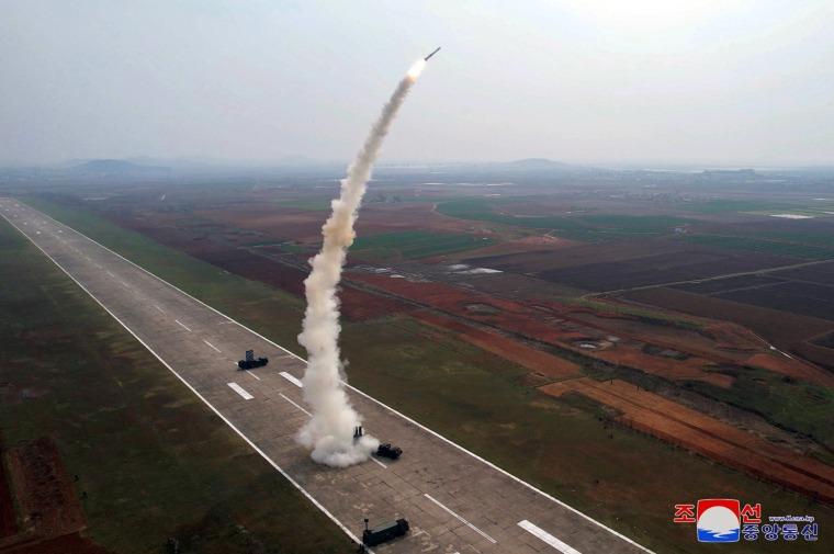 Image: TOPSHOT-NKOREA-MILITARY