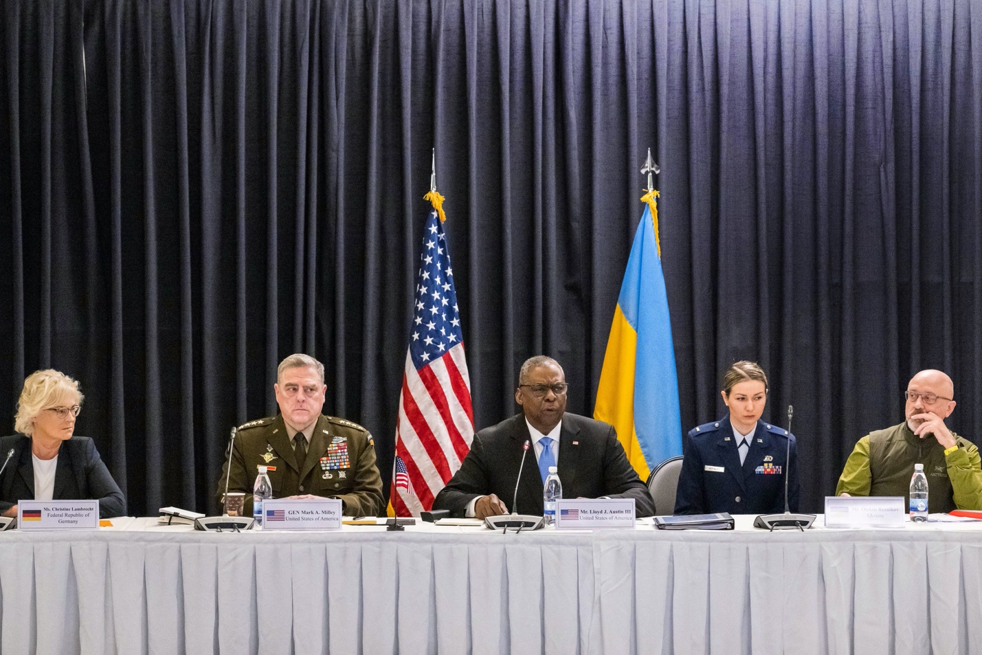 Christine Lambrecht Mark Milley Lloyd Austin and Oleksii Reznikov at the Ramstein air base.