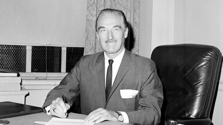 Fred Trump Taught His Son the Essentials of Showboating Self-Promotion - The New York Times