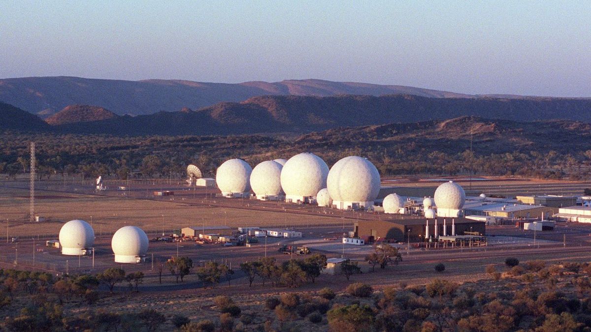 A large white spherical structures

Description automatically generated with medium confidence