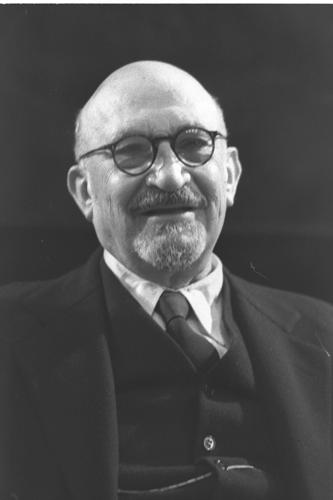 Chaim Weizmann Dies | Mike Smith's Column | thejewishnews.com