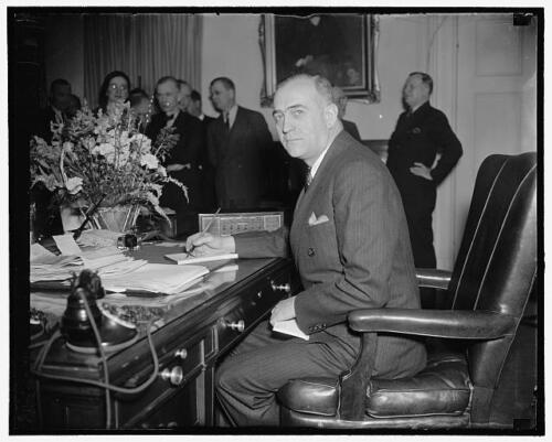 Marshall R Diggs,Chief Supervisory Receiver,1st Deputy Comptroller,Currency,1938 - Picture 1 of 1