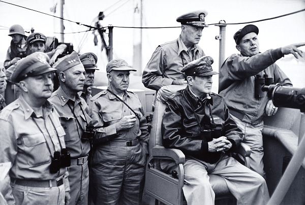 General MacArthur watches landing at Inchon, Korea with Army, Marine, Navy and Air Force commanders