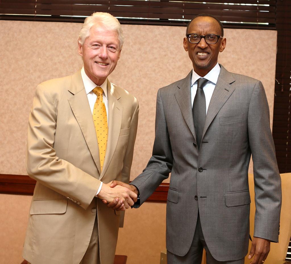 President Kagame and President Clinton arrive to give a jo… | Flickr