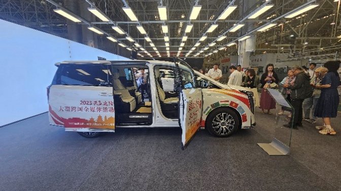 A white van with a door open

AI-generated content may be incorrect.