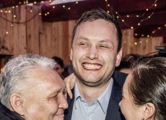 Center-right Demokraatit Party Surprisingly Comes Out on Top in Greenland Historic Election