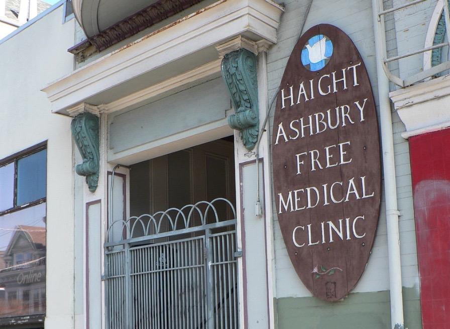 A sign on the side of a building
AI-generated content may be incorrect.