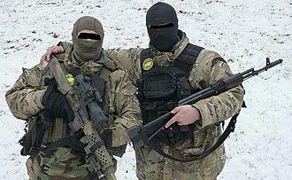 A group of soldiers holding guns

AI-generated content may be incorrect.