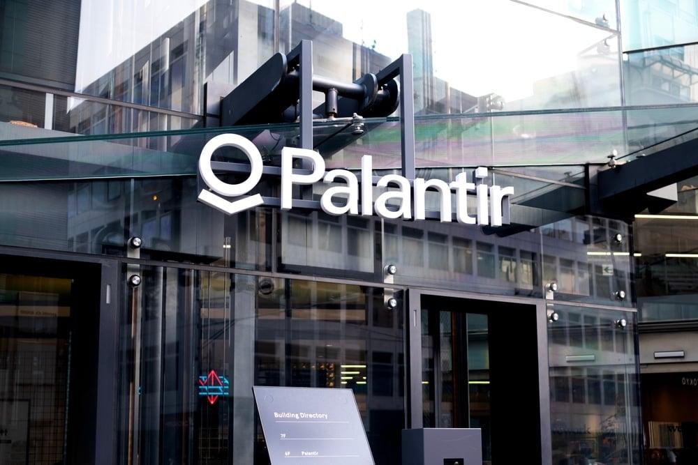A sign on the front of a building
AI-generated content may be incorrect.