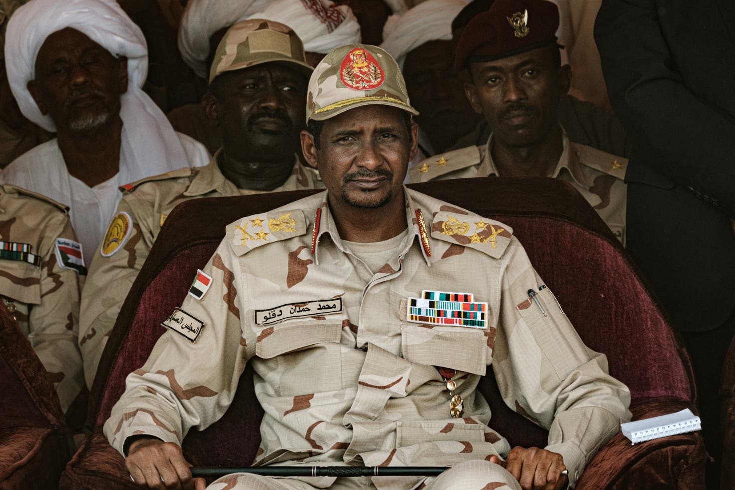 A group of men in military uniforms
AI-generated content may be incorrect.